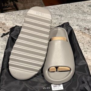 YS-01 Gray Yeezy slides- Brand new